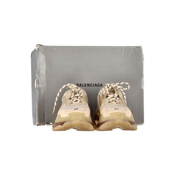 Balenciaga Triple S Clear Sole Sneakers in Cream Polyurethane - Picture 3 of 10